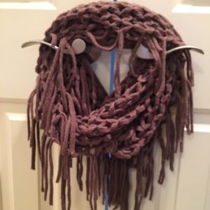 2 chic infinity Brown Weave scarf